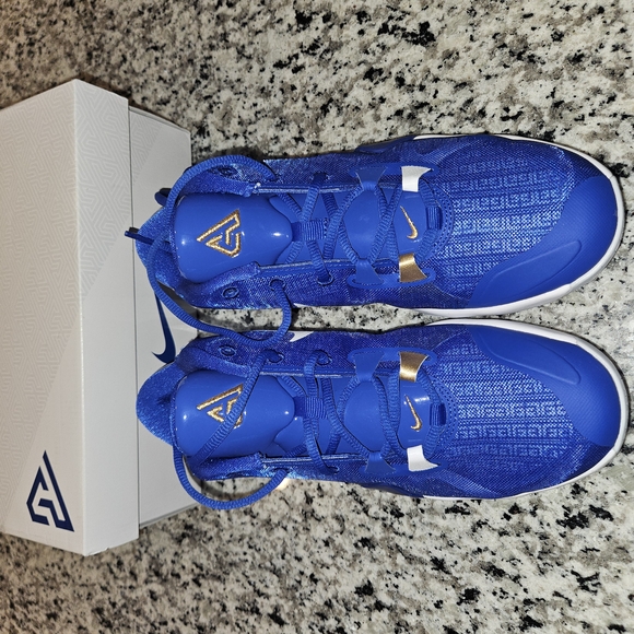 Nike Freak 1 Kids Sho - Picture 2 of 4